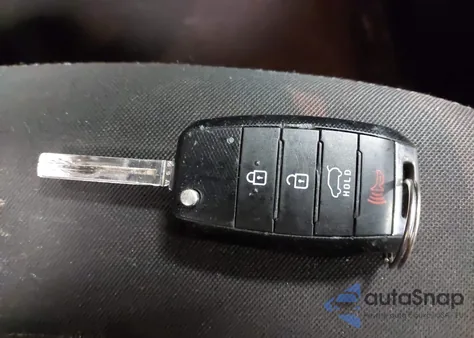 2018 Kia Soul из США, поврежденный, VIN KNDJN2A22J7609326